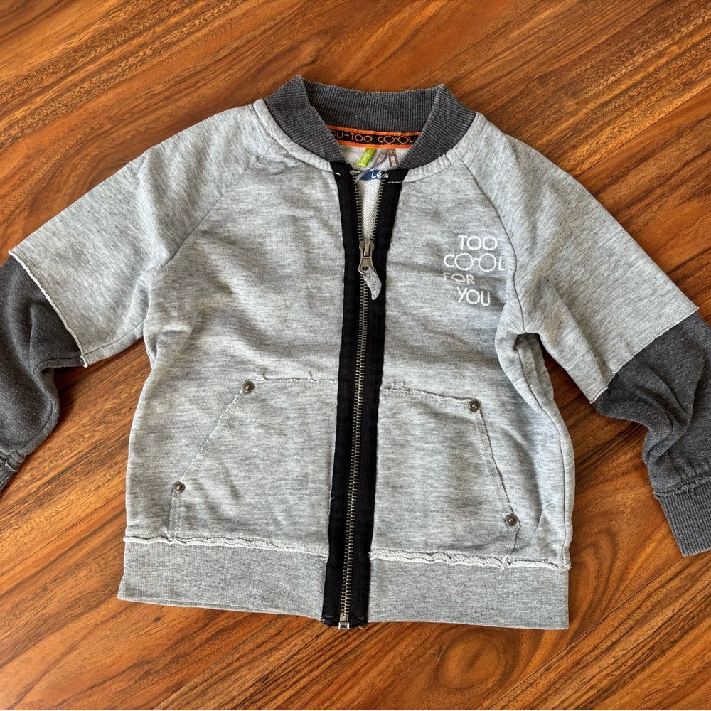 Gray and Black Zip-Up sweater
